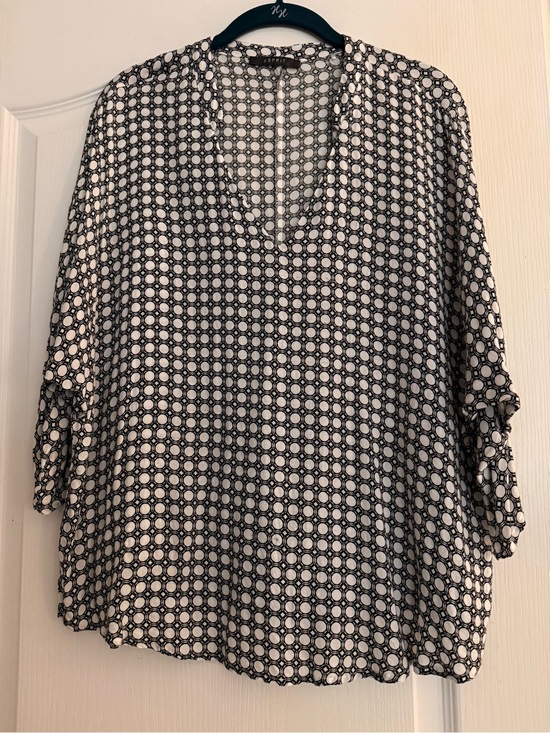 Esprit Tops - Esprit Black & White Circular Print V-Neck Blouse